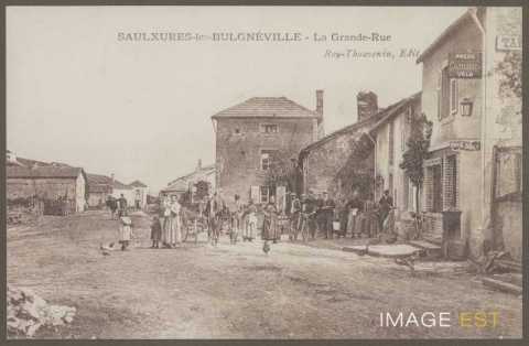 Grande rue (Saulxures-les-Bulgnéville)